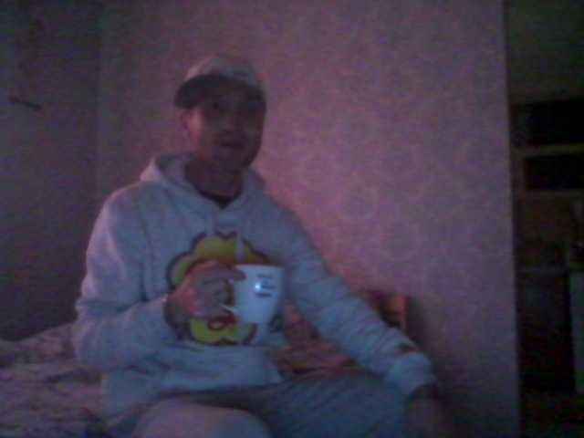 Live sex webcam photo for DoveLove37a #276652879