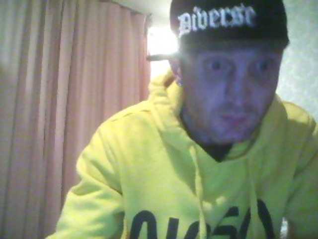 Live sex webcam photo for DoveLove37a #276832704