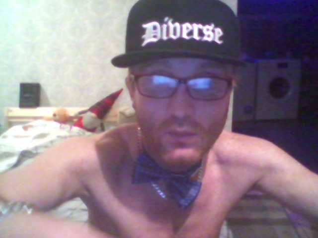 Live sex webcam photo for DoveLove37a #277049598