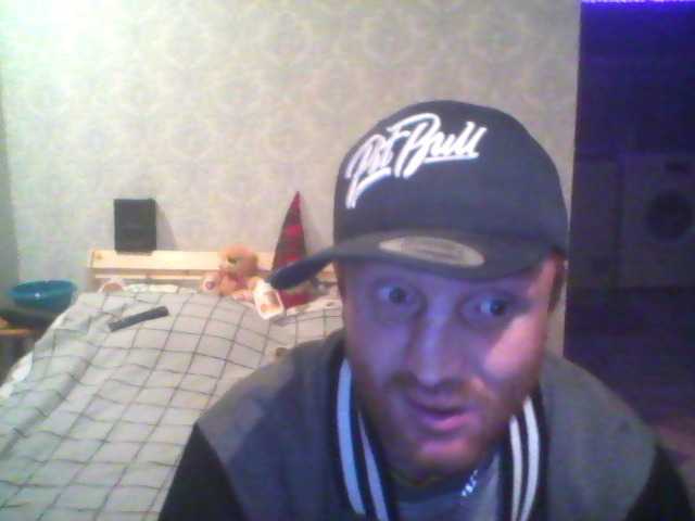 Live sex webcam photo for DoveLove37a #277071504