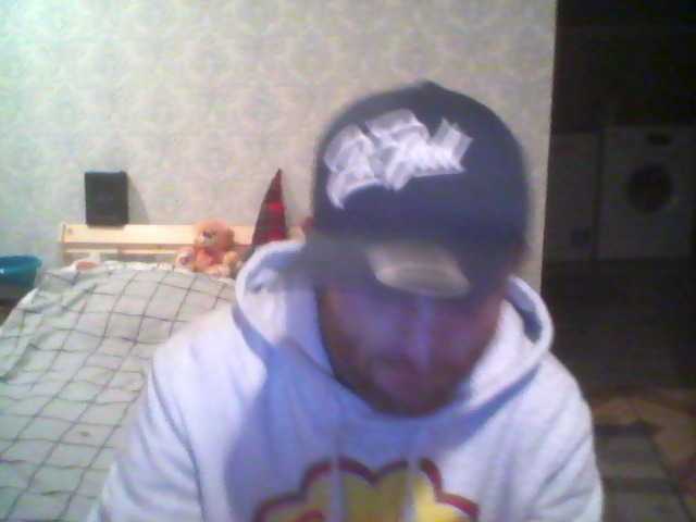 Live sex webcam photo for DoveLove37a #277080371