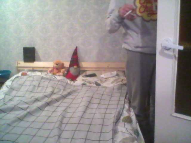 Live sex webcam photo for DoveLove37a #277082438