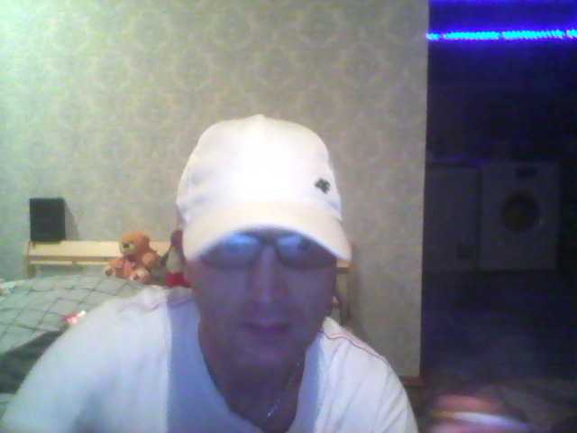 Live sex webcam photo for DoveLove37a #277203592