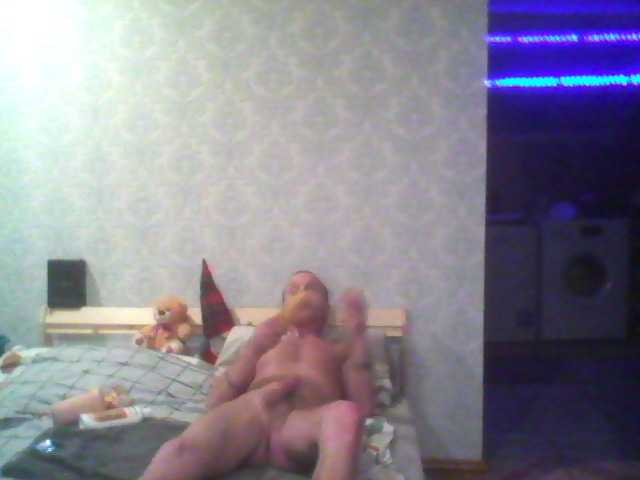 Live sex webcam photo for DoveLove37a #277205161