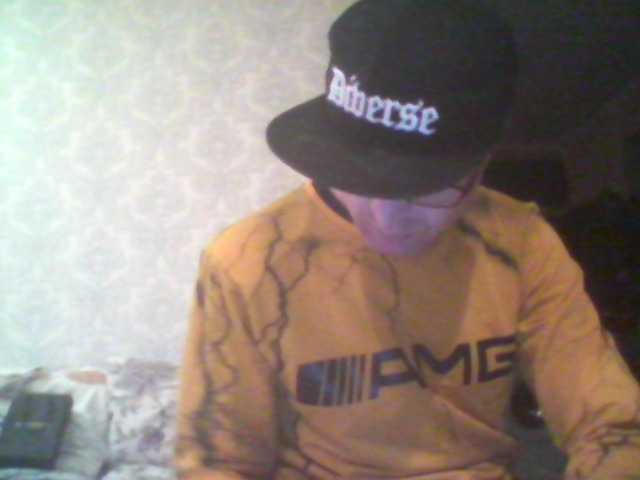 Live sex webcam photo for DoveLove37a #277276556