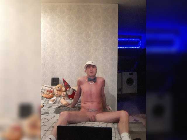 Live sex webcam photo for DoveLove37a #277331434