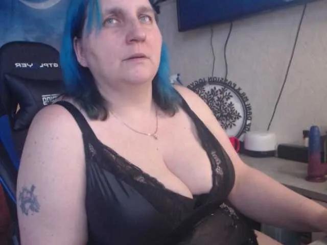 Live sex webcam photo for DrachenLady39 #273054733