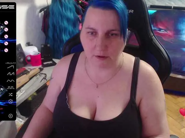 Live sex webcam photo for DrachenLady39 #273582883