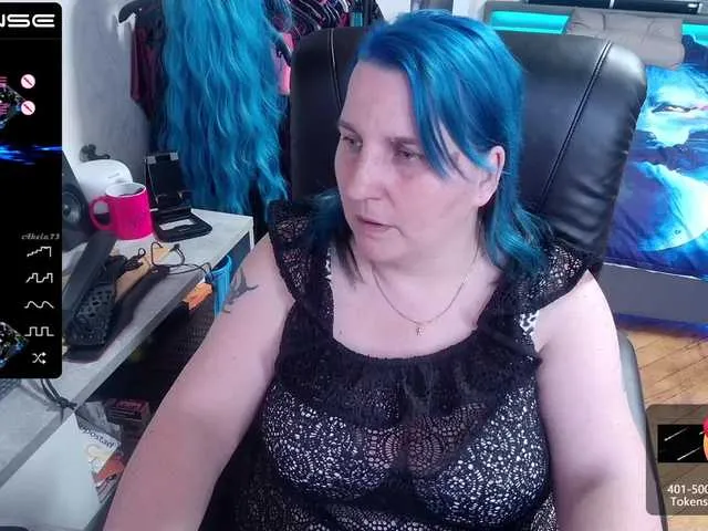 Live sex webcam photo for DrachenLady39 #273626943