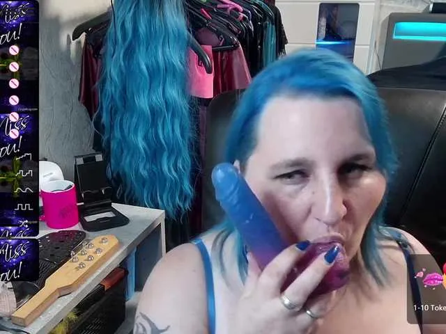 Live sex webcam photo for DrachenLady39 #273716518