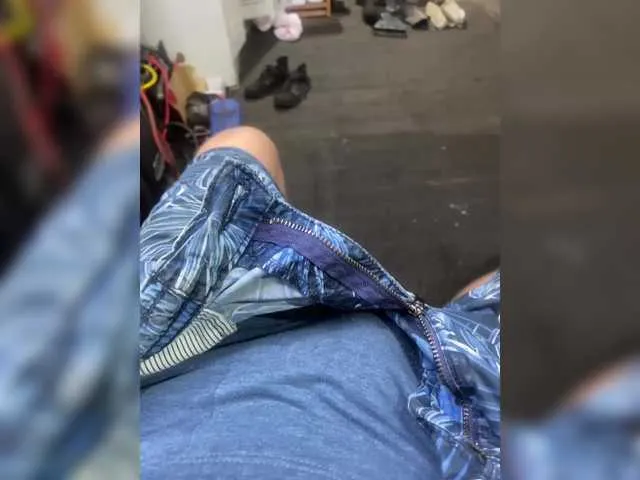 Live sex webcam photo for Dragon-sex-1 #291644593