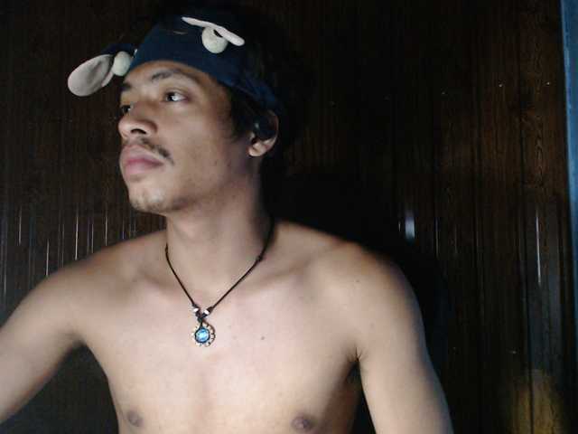 Live sex webcam photo for DrakeDeep666 #290529015