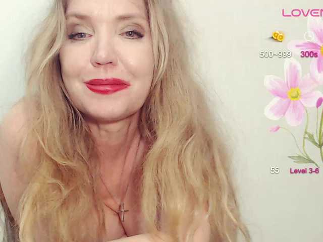 Live sex webcam photo for Drakulaura1 #278126145