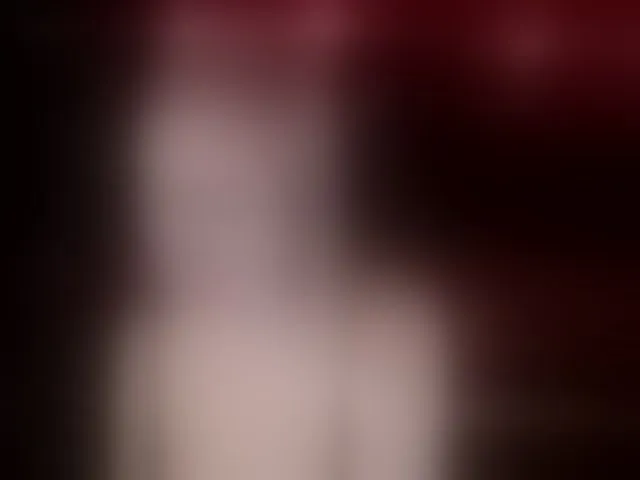 Live sex webcam photo for DramaQuenns #293100927