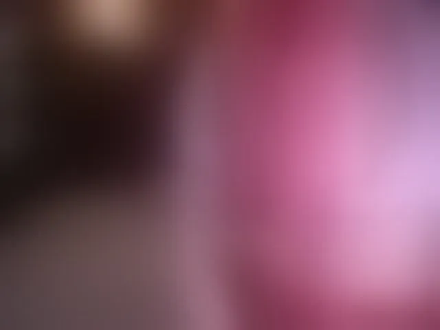Live sex webcam photo for DramaQuenns #293850327