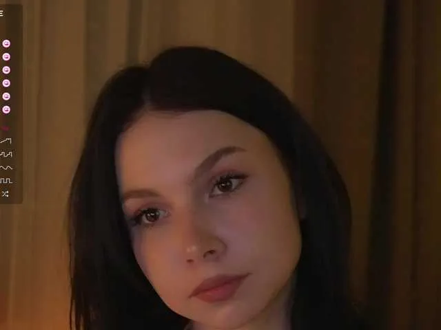 Live sex webcam photo for DrammaQueennnn #290777143