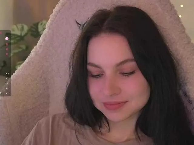 Live sex webcam photo for DrammaQueennnn #290930531