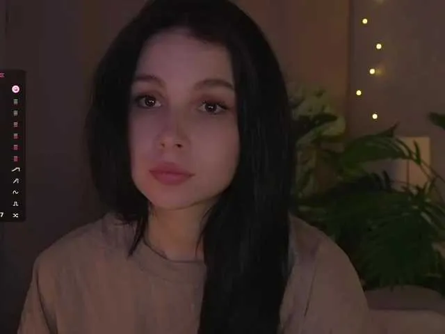 Live sex webcam photo for DrammaQueennnn #290934169