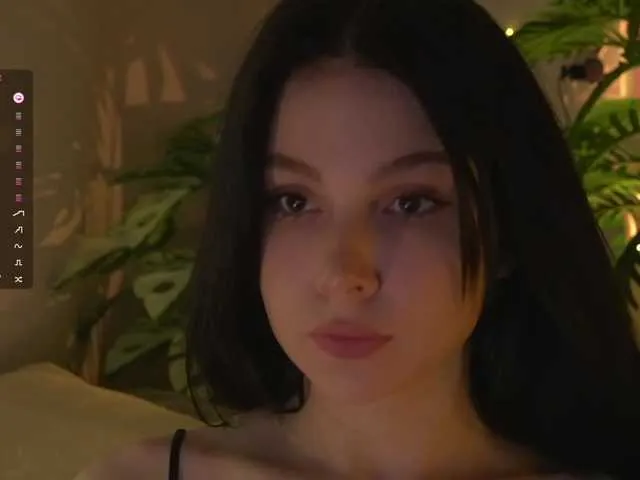 Live sex webcam photo for DrammaQueennnn #290965361