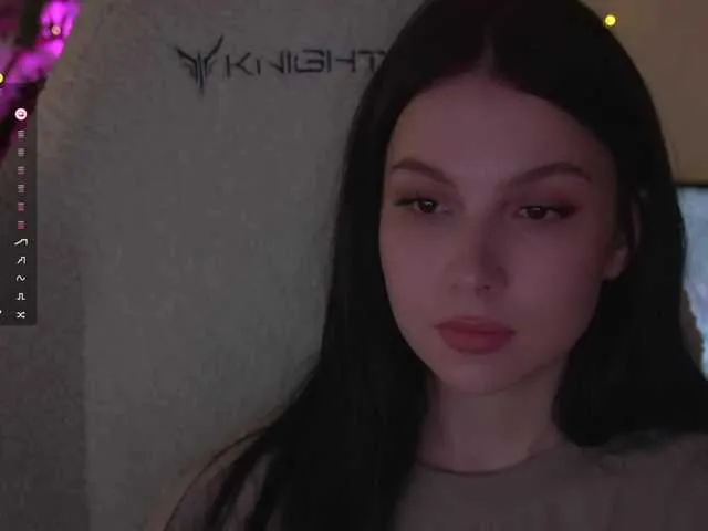 Live sex webcam photo for DrammaQueennnn #291060772