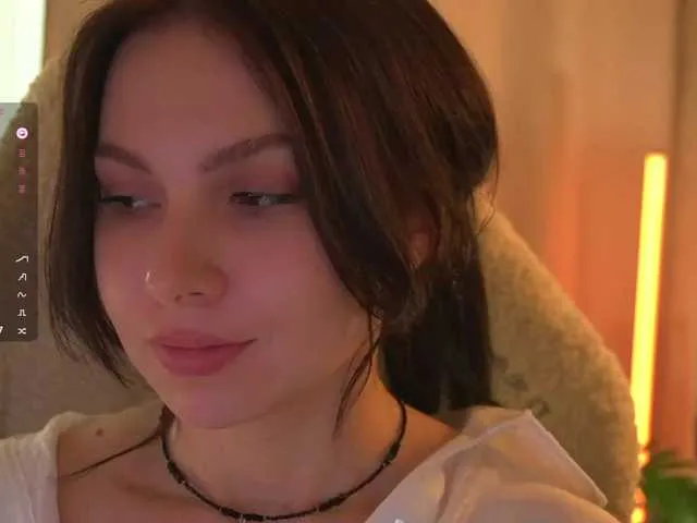 Live sex webcam photo for DrammaQueennnn #291423739