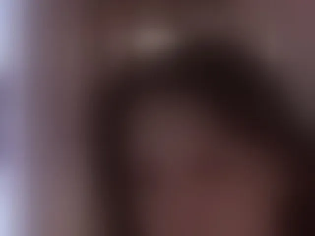 Live sex webcam photo for DrammaQueennnn #293402617