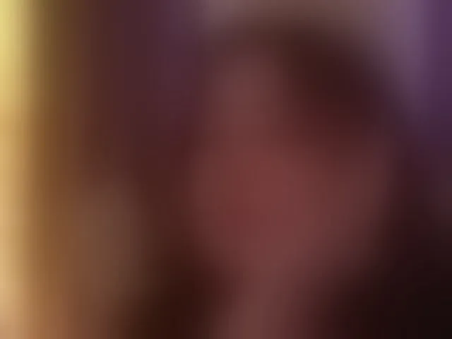 Live sex webcam photo for DrammaQueennnn #293904224