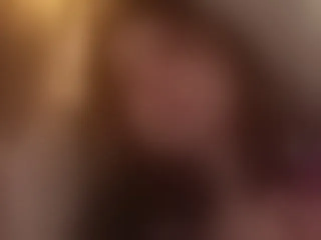 Live sex webcam photo for DrammaQueennnn #293919387