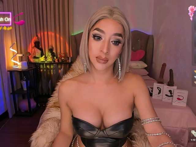 Live sex webcam photo for DreamGoddess #290519815