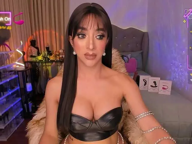 Live sex webcam photo for DreamGoddess #291007911