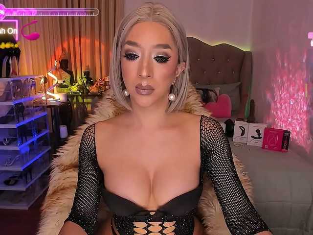 Live sex webcam photo for DreamGoddess #291258294