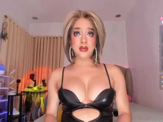 Live sex webcam photo for DreamGoddess #293536209