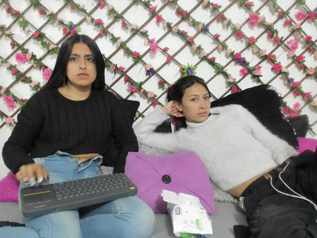 Live sex webcam photo for Dreamgirlss #290473450