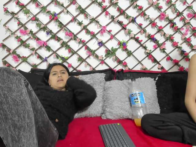 Live sex webcam photo for Dreamgirlss #290806557