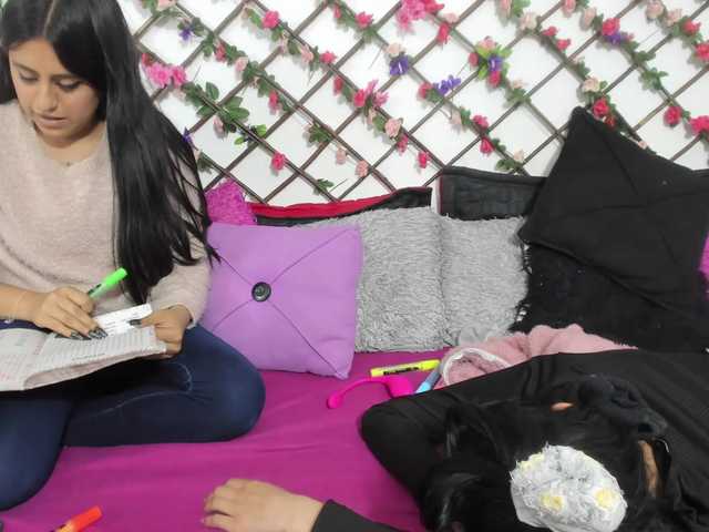 Live sex webcam photo for Dreamgirlss #290856456