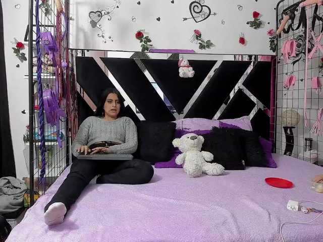 Live sex webcam photo for Dreamgirlss #291733569