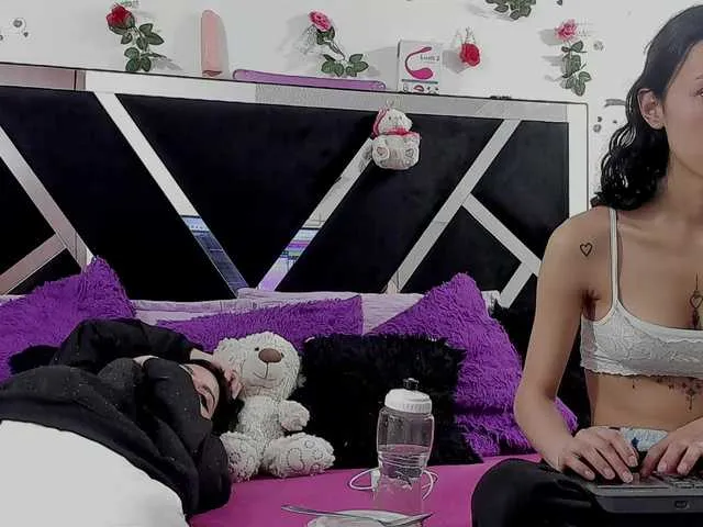 Live sex webcam photo for Dreamgirlss #291940894