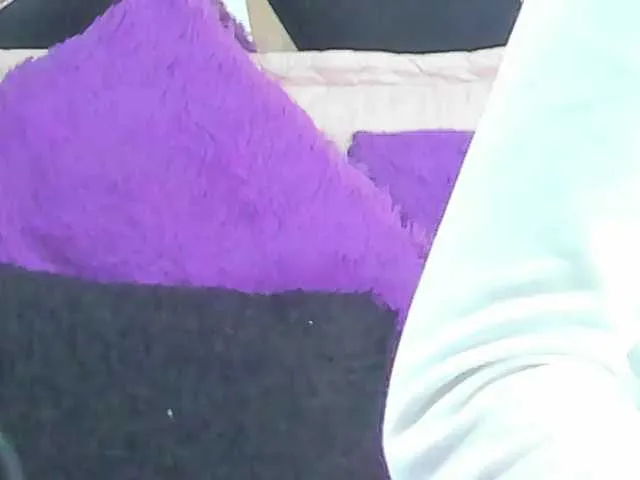 Live sex webcam photo for Dreamgirlss #291980825