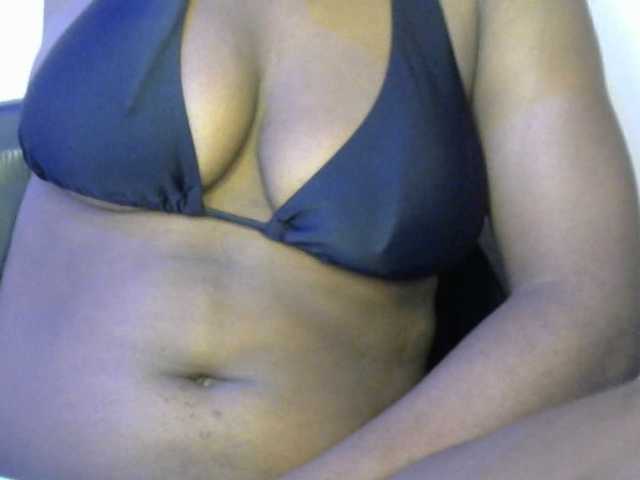 Live sex webcam photo for Drippypussy07 #294193740