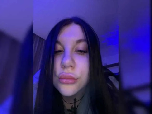 Live sex webcam photo for Drzkn #276583473