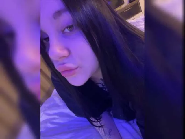 Live sex webcam photo for Drzkn #276644425