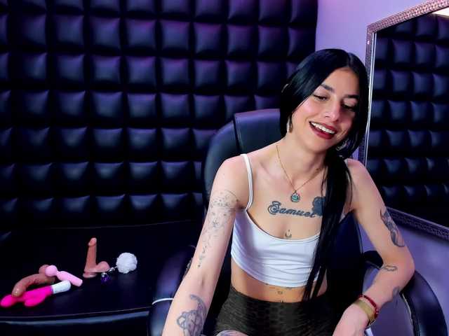 Live sex webcam photo for DulceMiiaa #294065085