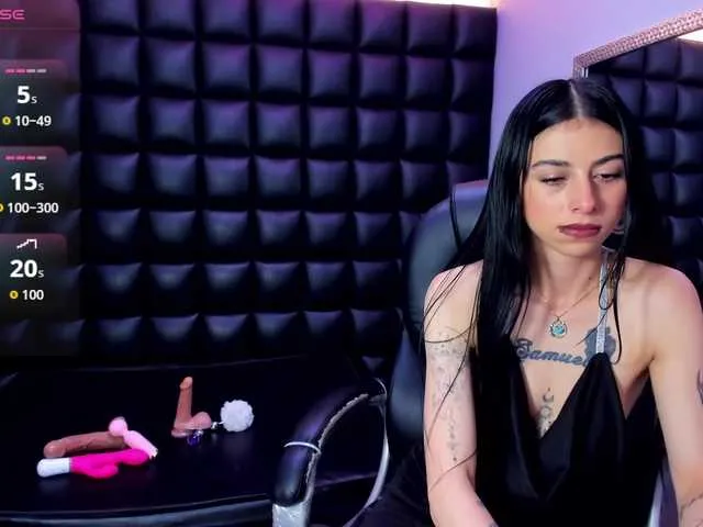 Live sex webcam photo for DulceMiiaa #294075722