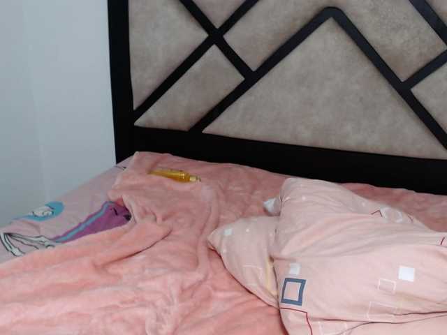 Live sex webcam photo for DulceRomance #288011365