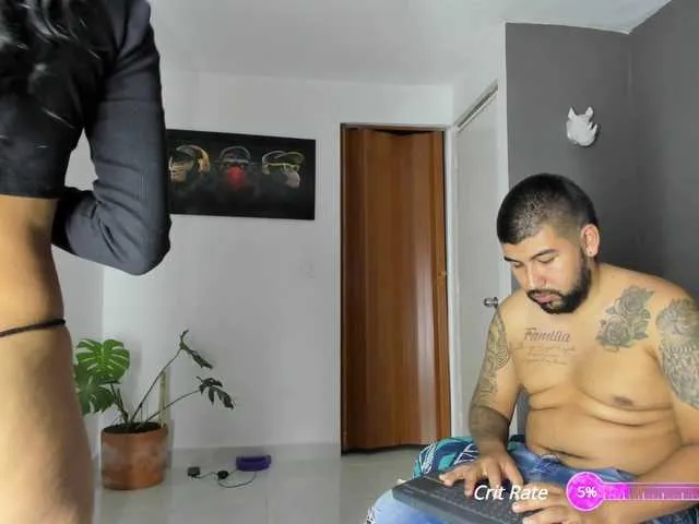 Live sex webcam photo for DulceRomance #288011526