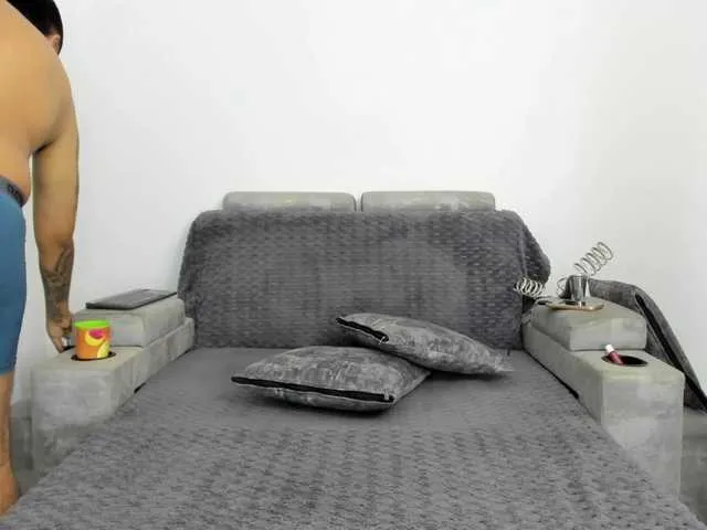 Live sex webcam photo for DulceRomance #291972739