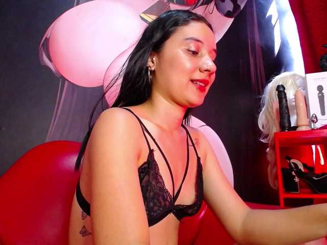 Live sex webcam photo for DulceSlutty #276599899