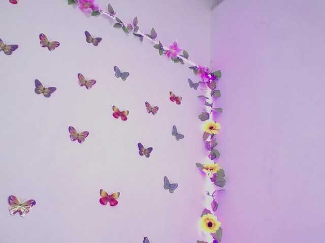 Live sex webcam photo for DulceSlutty #277211681