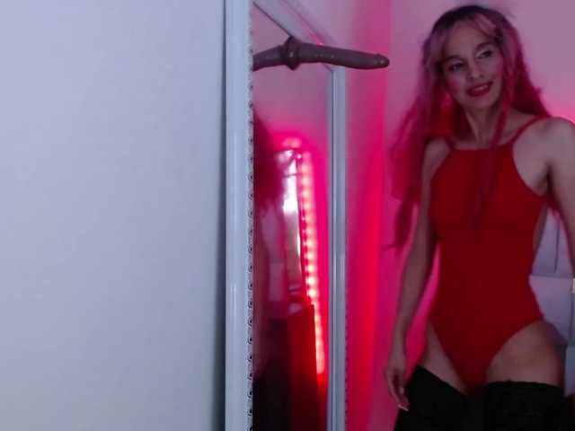 Live sex webcam photo for Dullce-Maria #273717191