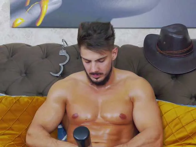 Live sex webcam photo for DustinKeent #288077949